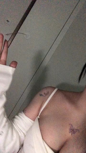 网易CC兰学姐微博动态合集分享，她的舞蹈视频为何备受追捧？