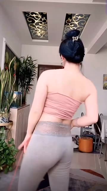 网易CC小燃燃独家定制舞蹈，如何找到正版资源？