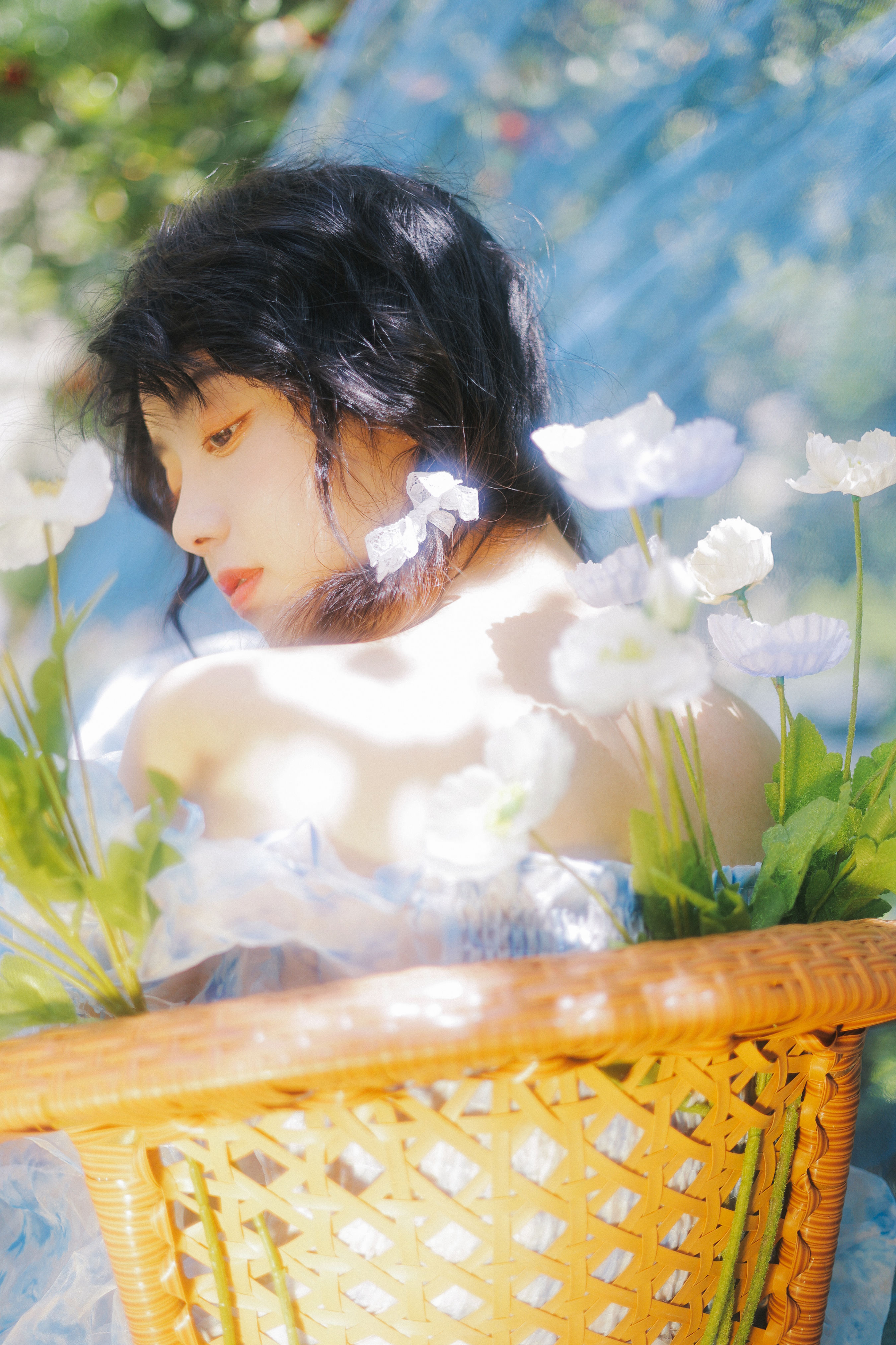 [YiTuYu艺图语] 芊芊《阳光与你》 好看的4K高清无水印纯欲妹子意境唯美写真完整版图集