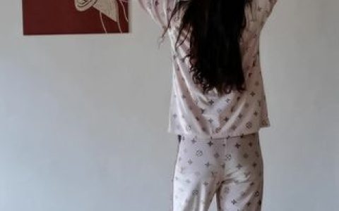 快手主播极品小阿姨私播狂潮付费会议室突破，感受私播狂潮的独特魅力