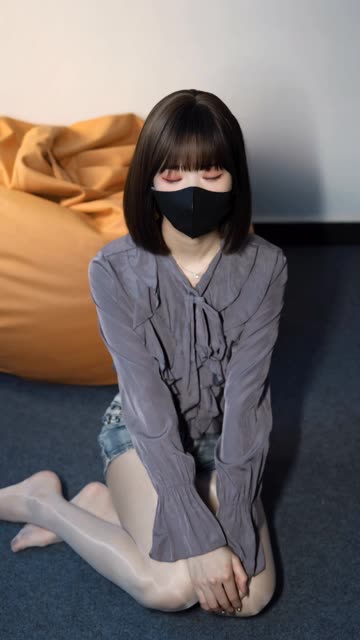 白龙猫女微密圈weme作品资源展示，喵系少女白龙猫女的时尚秘密