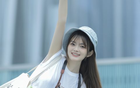 何静璇儿《夏至已至》 – YiTuYu艺图语