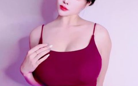CC白妖妖定制舞蹈合集，为什么她的舞蹈吸引百万粉丝？