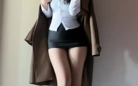 秋秋不要吃鱼从路人视角看她的精彩瞬间，微密圈资源一键下载