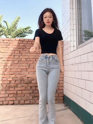 网易CC小果唯美定制舞蹈视频，最新作品曝光引发热议