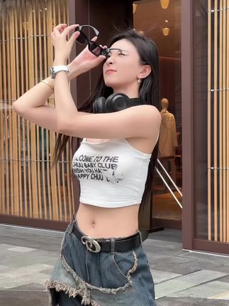 李嘉欣97直播回放合集大公开，网红女神的魅力时刻再现