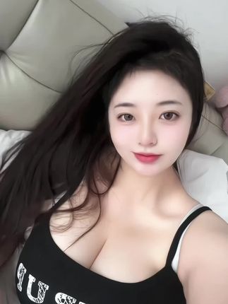 软糖熊直播热舞现场，高人气舞蹈片段一览