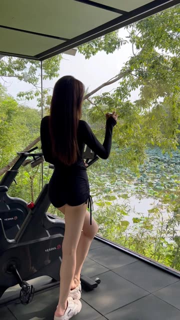 徐莉芝booty(芝芝booty)全部写真作品图片合集，徐莉芝Booty写真全集图集