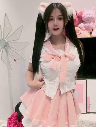脑婆睡醒啦最新动态，微博与视频内容全解析