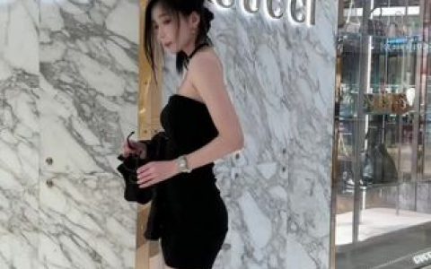 微密圈_ 李嘉欣97御姐风格爆棚,高颜值大长腿迷倒众生!