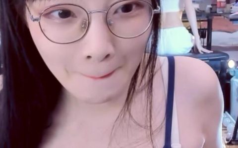 B站UP主清月舰长定制如何订购，定制内容深度解析