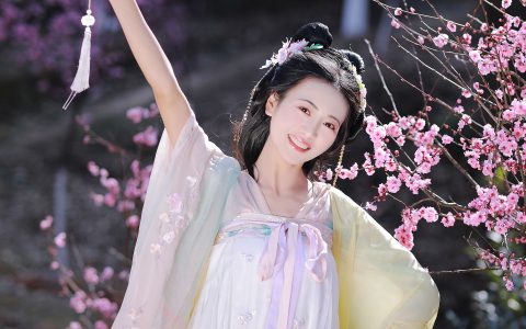 幸得识卿桃花面花 古风 汉服 美人 小清新 春天 – YiTuYu艺图语