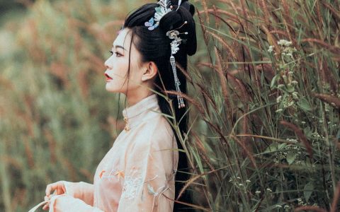兔小白《 撷芳晚》 – YiTuYu艺图语
