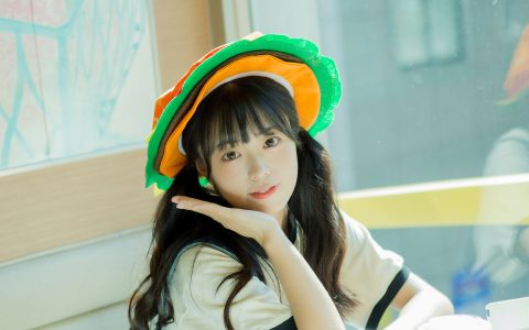 今天我是可爱汉堡日系 女生 写真集 – YiTuYu艺图语