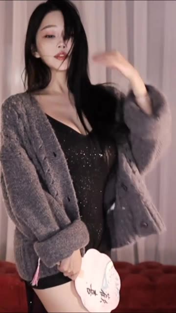 网易CC蜡笔小丸子订制舞蹈合集，正版资源大盘点