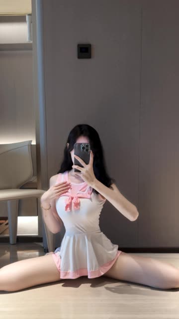 抖音麻利亚辣微密圈付费图片赏析清纯背后的故事，微密圈粉丝的独家内容