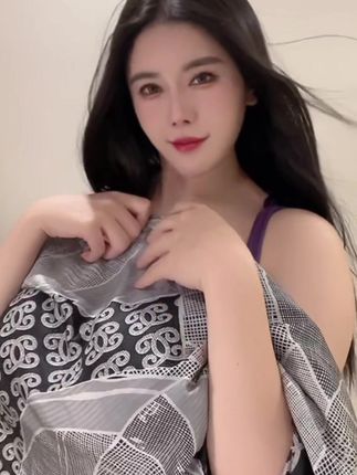 猪小七身材的绝美视角放心看不违规，女神猪小七高清视觉盛宴