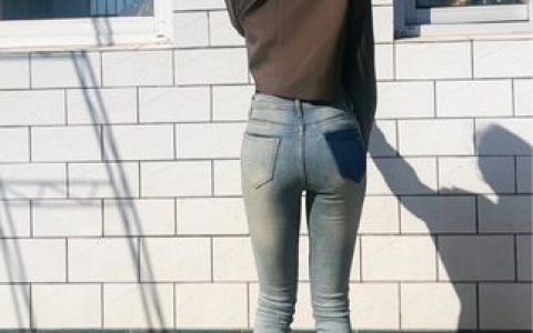 CC小果私人定制热舞合集推荐,粉丝最爱的精彩内容