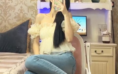 唐十七的微博内容分析,关注她的日常与创作灵感