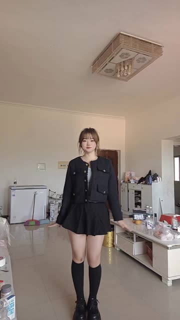 CC小微微舞蹈教学视频，学习她的舞蹈技巧，提升自己的舞蹈水平