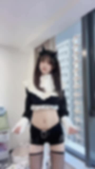 微密圈给乔买裙子作品解读，完美融合传统文化与现代美学