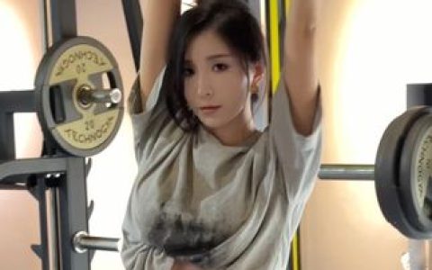 标准御姐风李嘉欣97身材颜值双在线,李嘉欣97微密圈作品免费下载