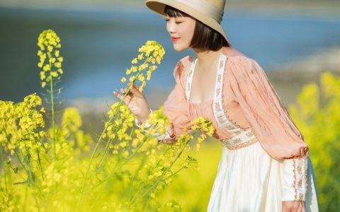 冬琴《春天里的姑娘》 – YiTuYu艺图语