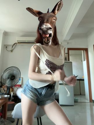 VC(Vickyyyii)维密圈嘉宾帖，露脸图首度曝光