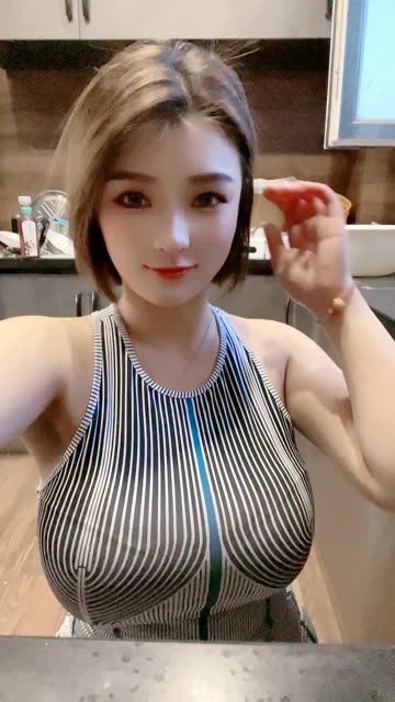 林露露惊艳的舞蹈合集，热门视频大放送