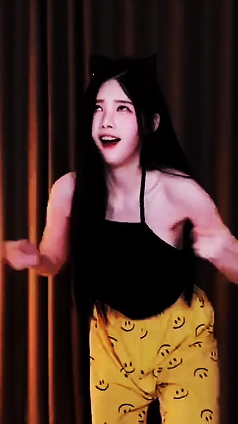 BJ黑珍珠女团成员，每个成员的成长与故事探索BJ黑珍珠女团成员的成长与背后故事