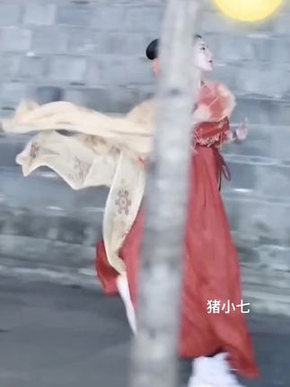 猪小七的身材秘密如何拥有女神身材，猪小七的健身秘诀大公开