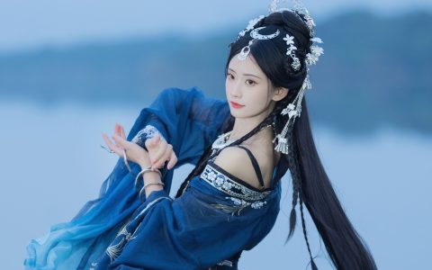 苗疆圣女古装 美人 唯美 姑娘 小清新 美图 民族风 女子 – YiTuYu艺图语