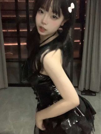灰灰娜舞蹈风格全面解析，她如何引领舞蹈潮流？