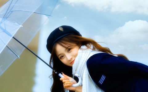 酸奶《阴天的海边》 – YiTuYu艺图语