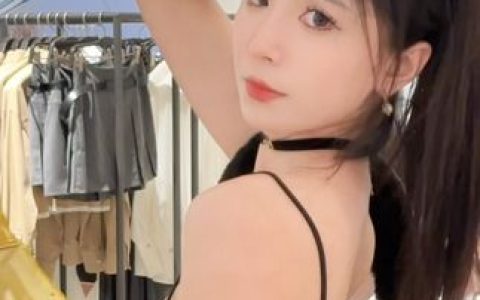 李嘉欣97身高体重揭秘,完美比例背后的健康秘诀