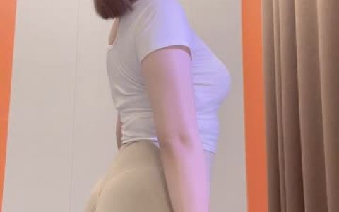 玲儿超甜六月密码房烧舞,她的热舞为何如此火爆?