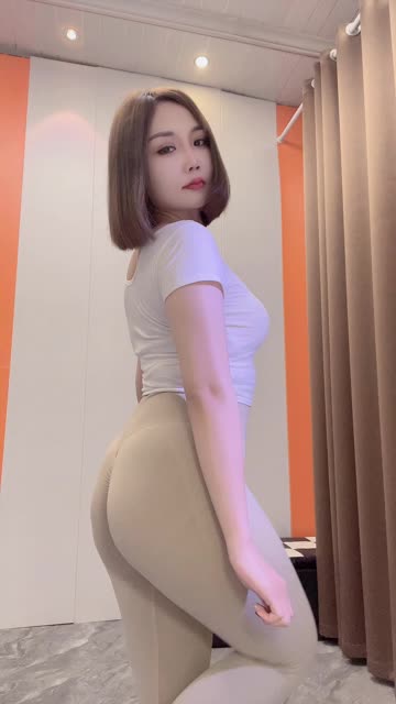 快手玲儿超甜定制群，加入她的定制舞蹈群体