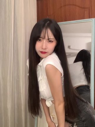 智桃lucky维密圈资源下载，抖音网红智桃的写真与视频合集