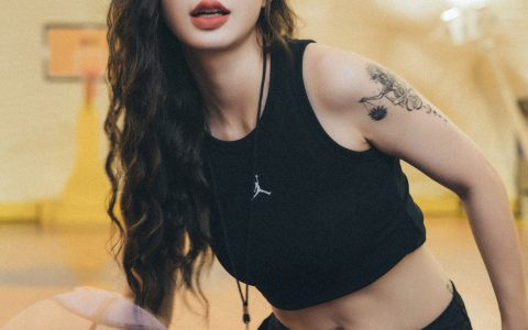 姝雯同学《篮球宝贝》 – YiTuYu艺图语