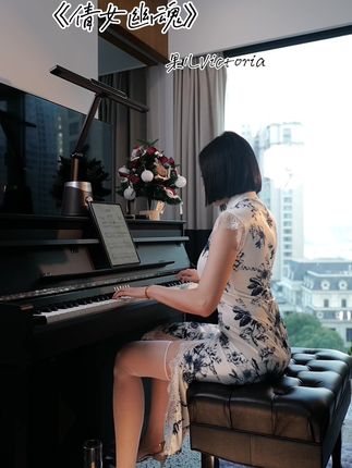 网络红人果儿Victoria的成功之路，从模特到音乐人