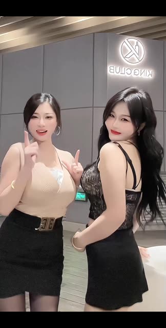 快手小奶球土豪定制舞蹈，揭秘千元定制的舞蹈表演