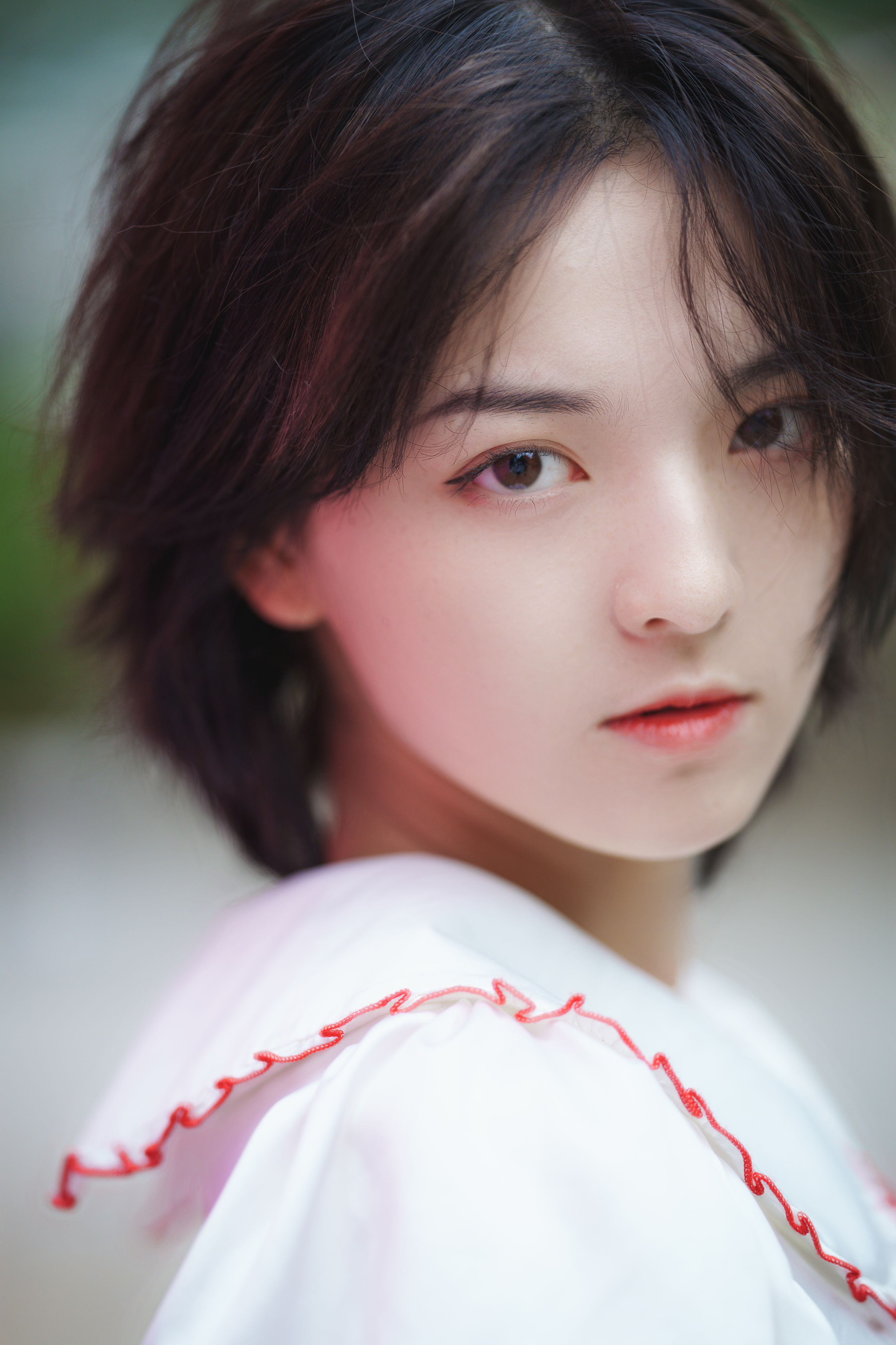 [YiTuYu艺图语] dudu《初次邂逅，超高颜值的粉红少女》 好看的4K高清无水印纯欲妹子意境唯美写真完整版图集