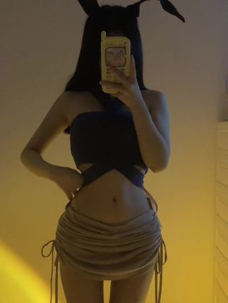 小芋泥yyy的微密圈作品，她的时尚资源如何展示个性风采？