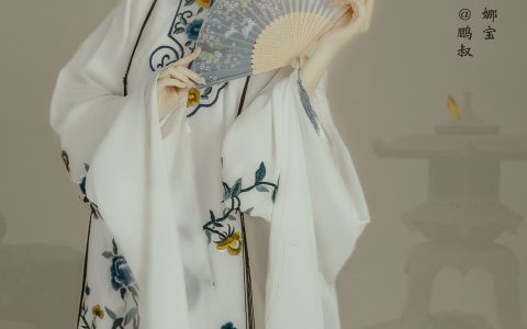 娜宝《西江月》 – YiTuYu艺图语