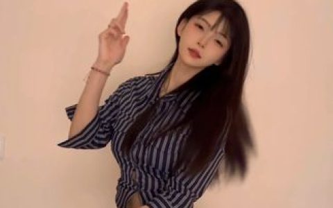 一只树懒维密照片分享,她的写真风格究竟有多吸引人?