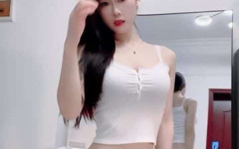 CT少女加特林短视频创意动作分析，爆款视频背后秘诀
