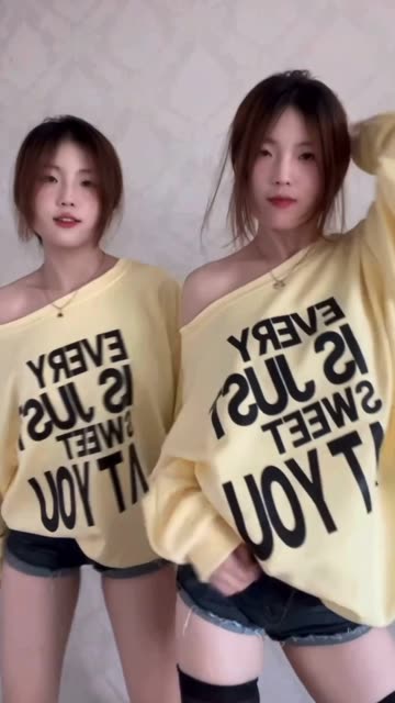 CC欣彤的定制舞蹈视频曝光定制舞蹈视频的制作与分享，欣彤定制舞蹈视频的幕后故事