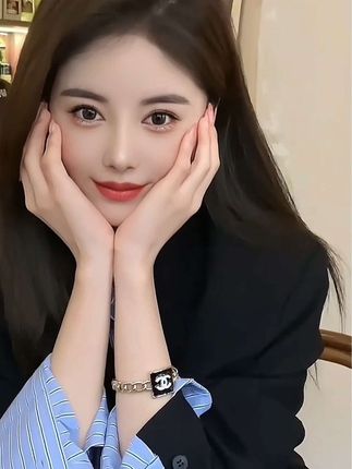 猪小七隆胸传闻真相大揭秘！猪小七的身材变化探讨