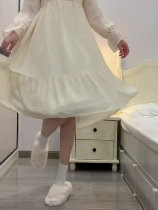 如何评价林扣弦微密圈作品，抖音清纯女神的付费视频深度解析