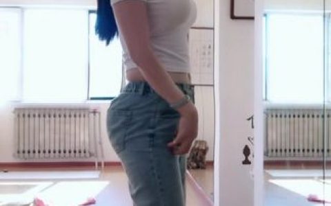 抖音小阿姨 直播热舞整活比肩定制版解析,深入了解定制版热舞的魅力所在